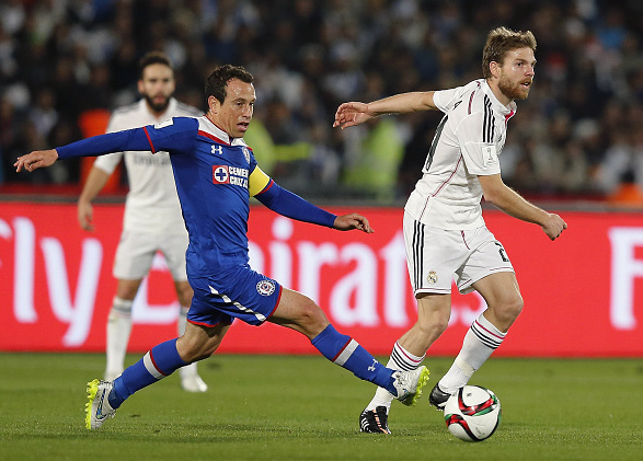 Illarra se enfrenta al Cruz Azul en semifinales del Mundial de Clubes (16-12-14)