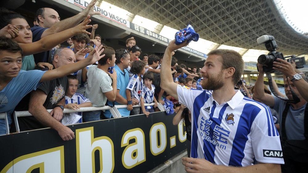 Presentación multitudinaria en Anoeta (26-08-15) Foto: realsociedad.com