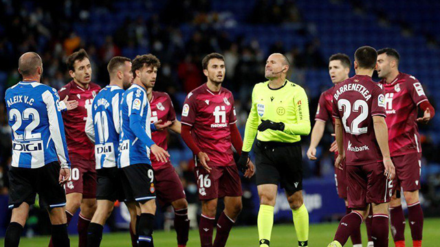 Azaltzen zaila (1-0)